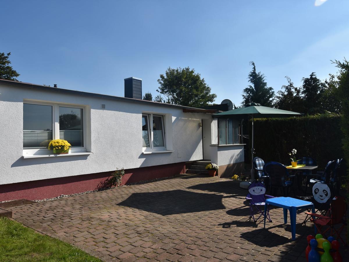 Willa Modern Bungalow In Kroepelin With Garden Zewnętrze zdjęcie